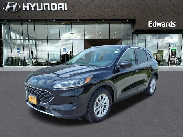 Used 2021 Black Ford SE image 1