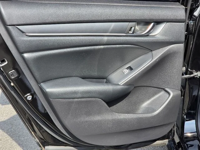 Used 2022  Honda LX image 23