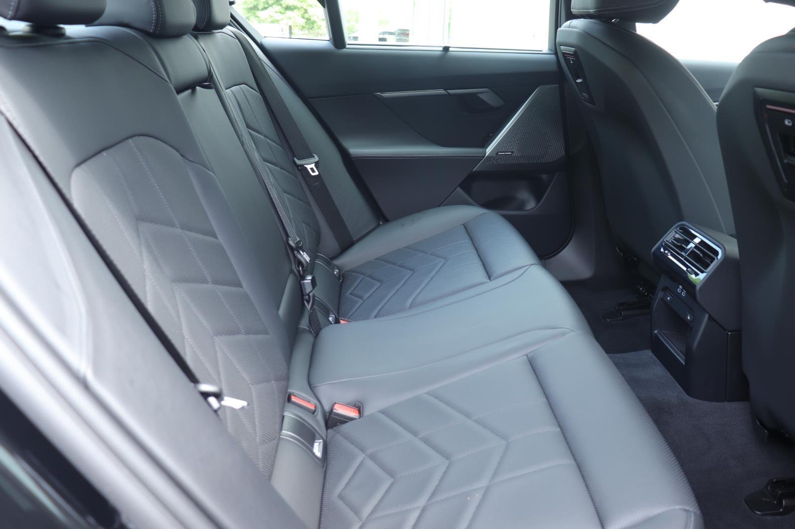 Used 2025 Black Sapphire Metallic BMW 530i xDrive image 19