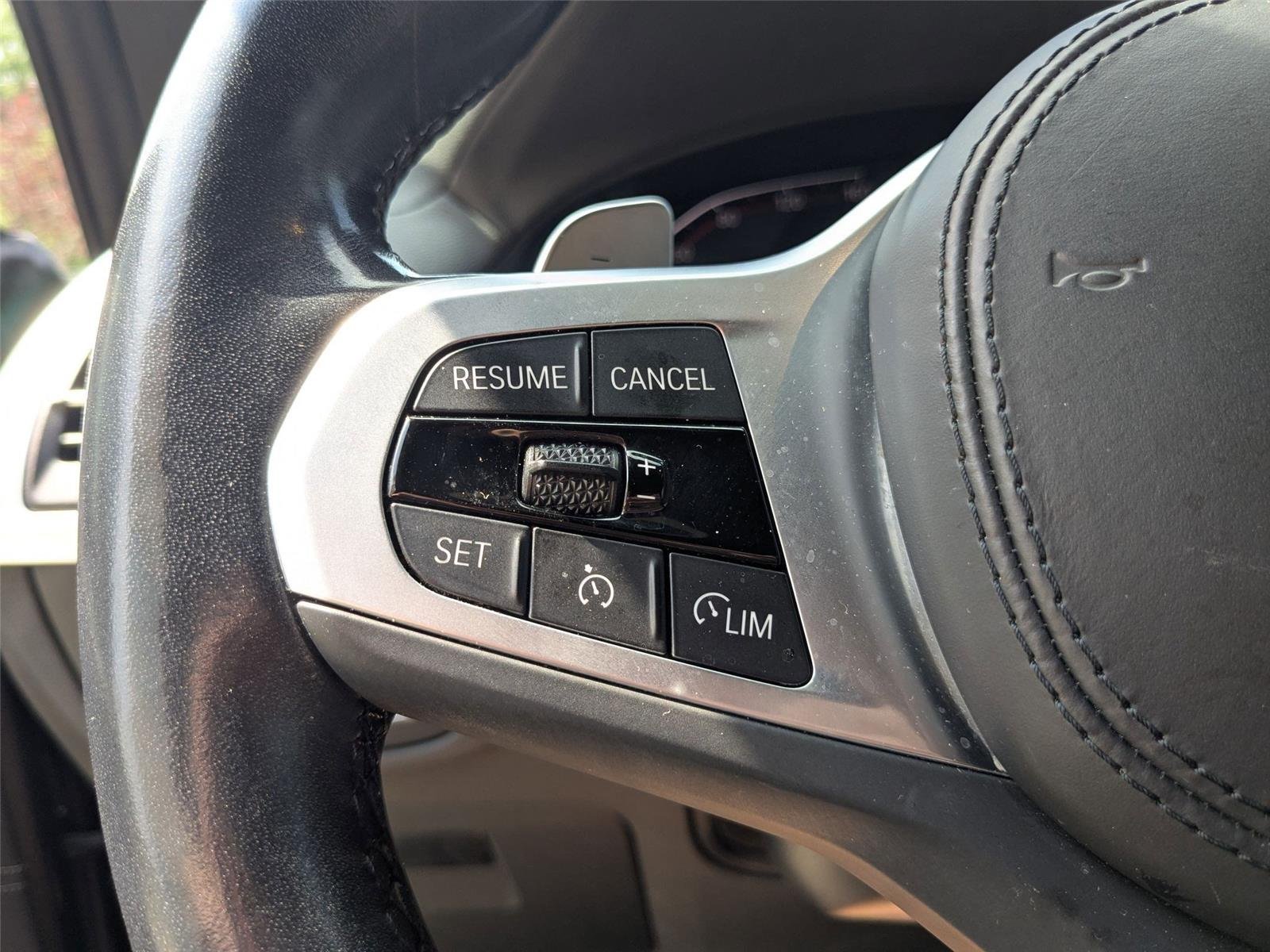 Used 2023 Black Sapphire Metallic BMW xDrive30i image 16