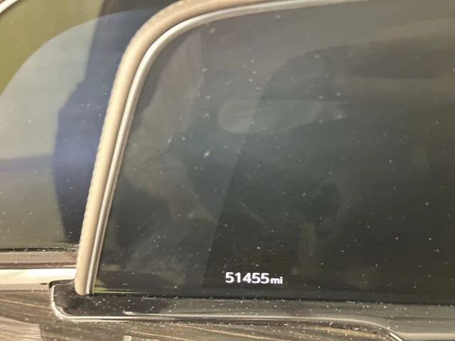 Used 2021 Red Cadillac Sport image 31