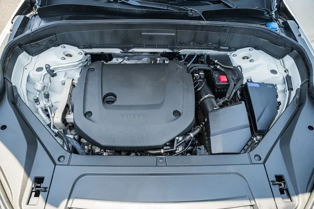Certified Used 2024 Crystal White Volvo Plus image 20