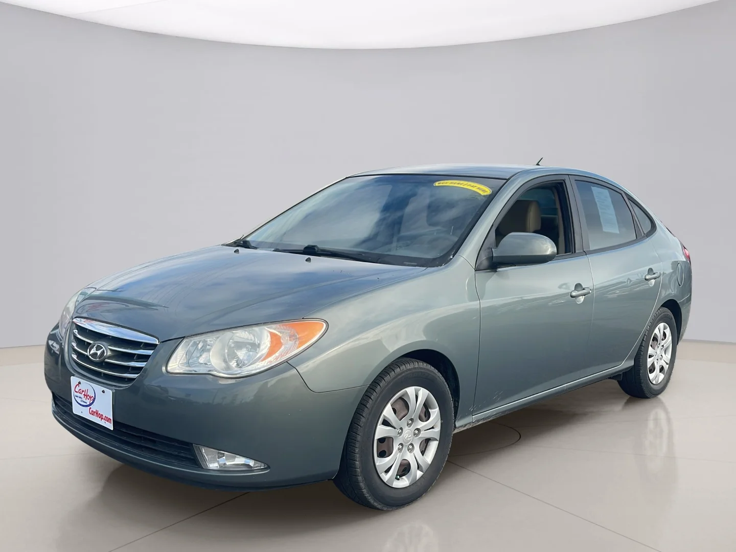Used 2010 Gray Hyundai GLS image 1