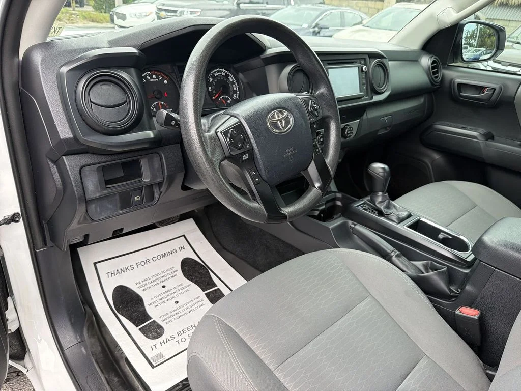 Used 2019 White Toyota SR image 16