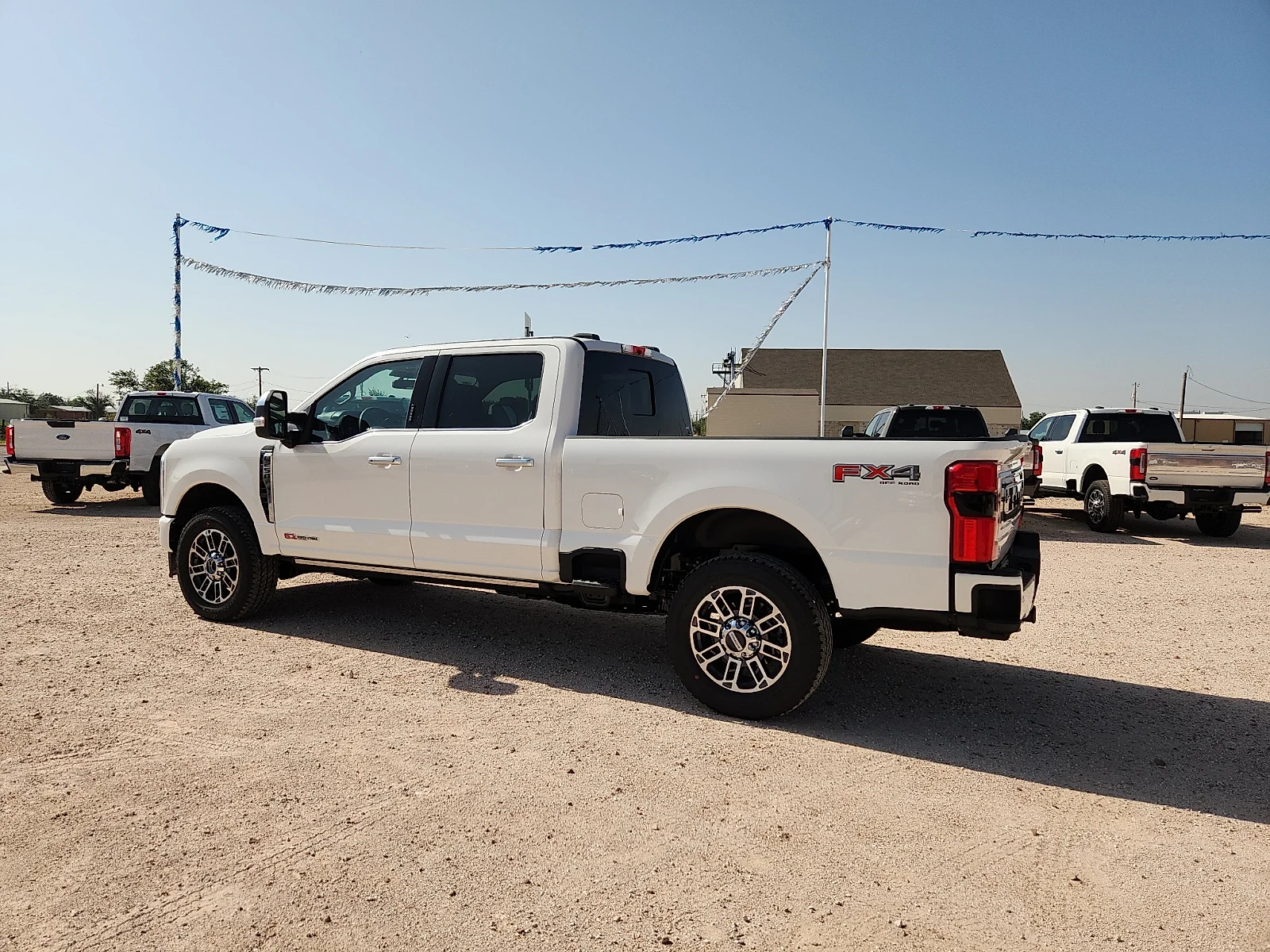 New 2026 Star White Metallic Tri-Coat Ford Platinum image 4