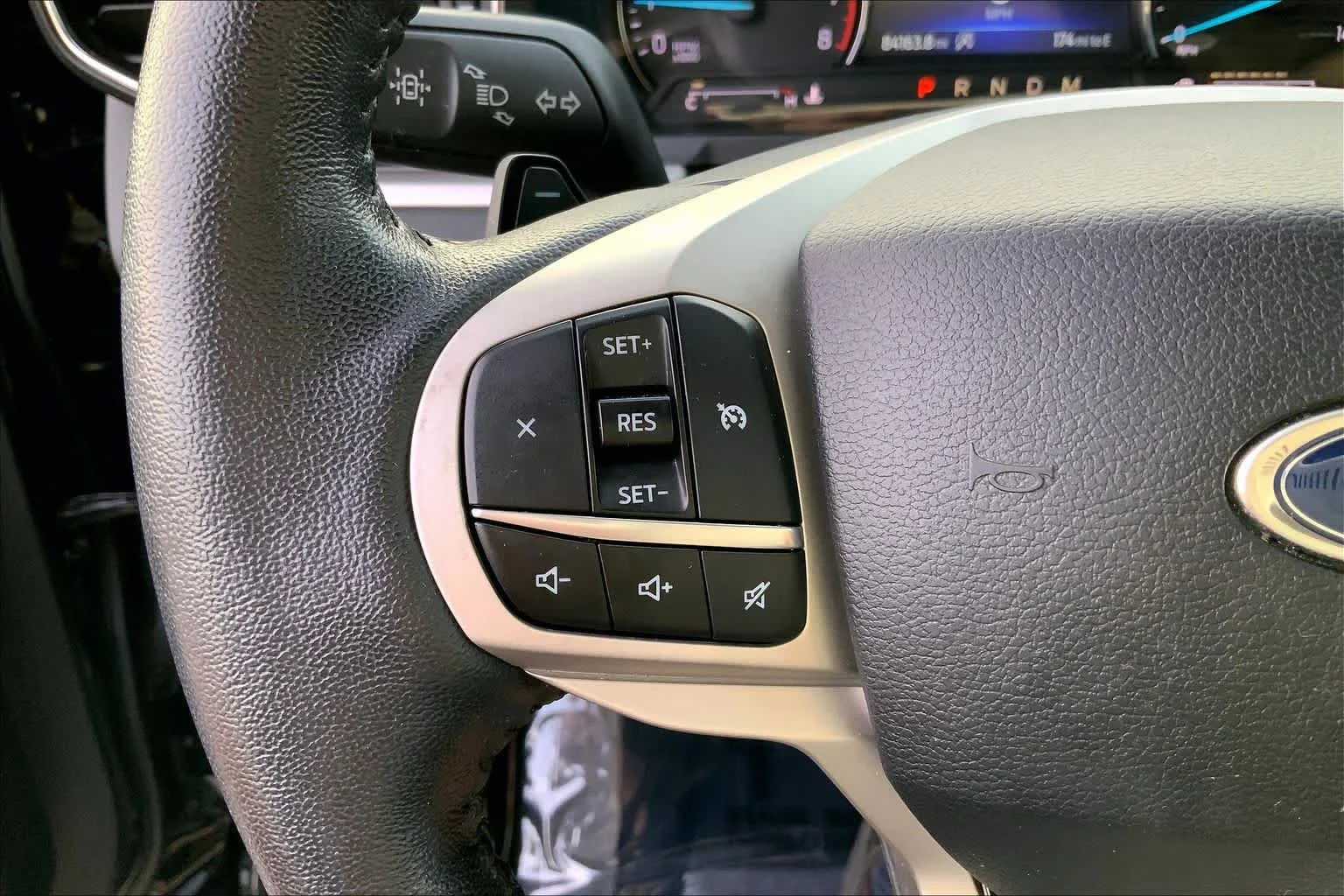 Certified Used 2020 Agate Black Metallic Ford XLT image 22