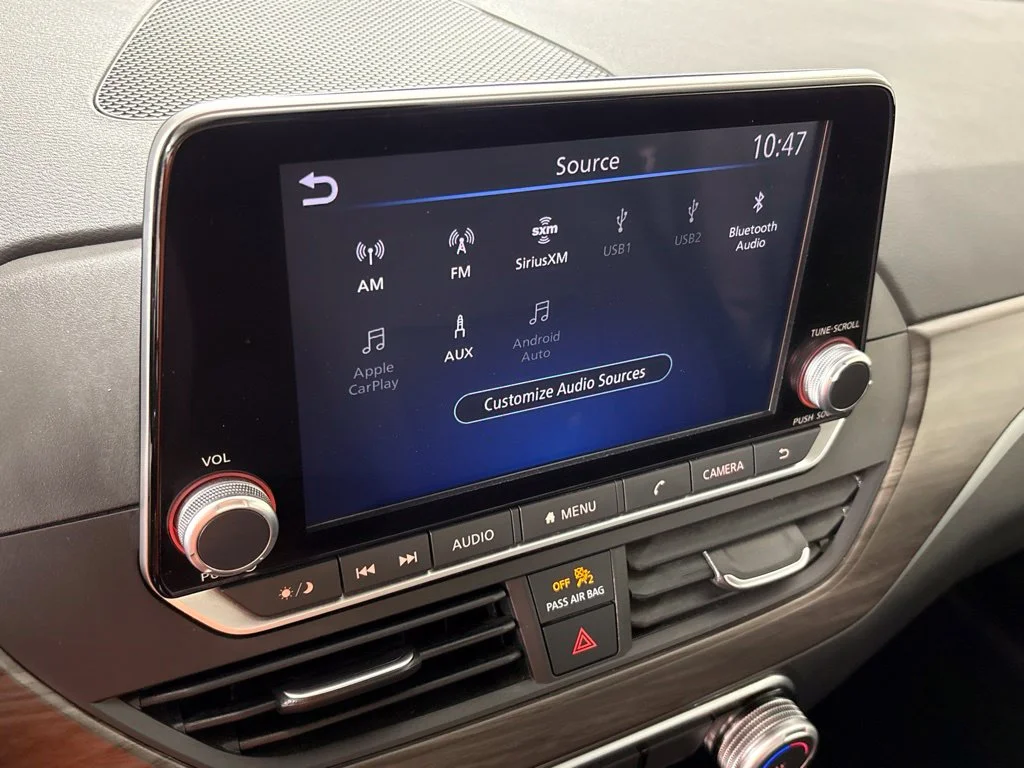 Used 2024 Silver Nissan 2.5 SV image 31