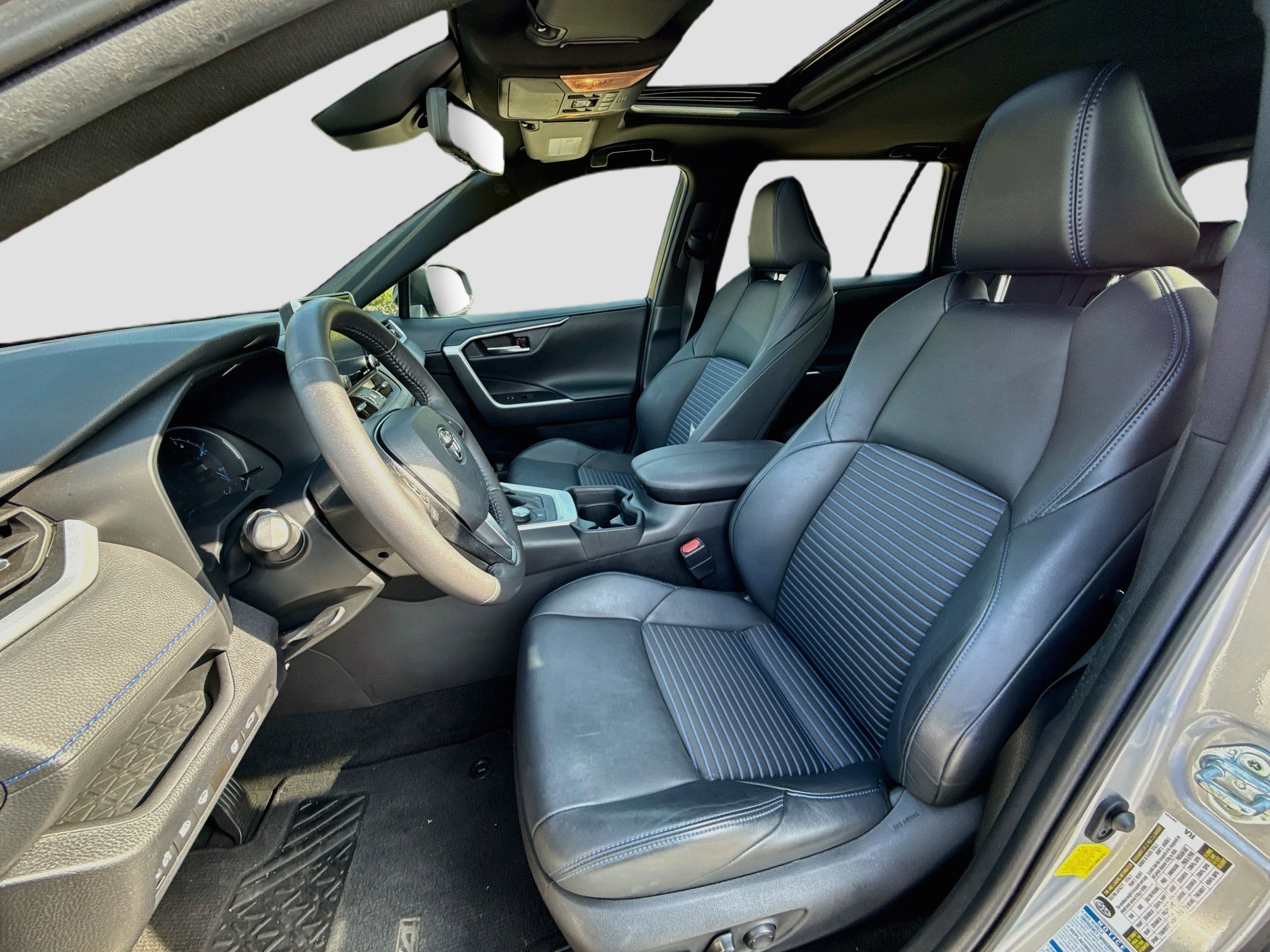 Used 2021 Silver Sky Metallic/Midnight Black Metallic Toyota Hybrid XSE image 20