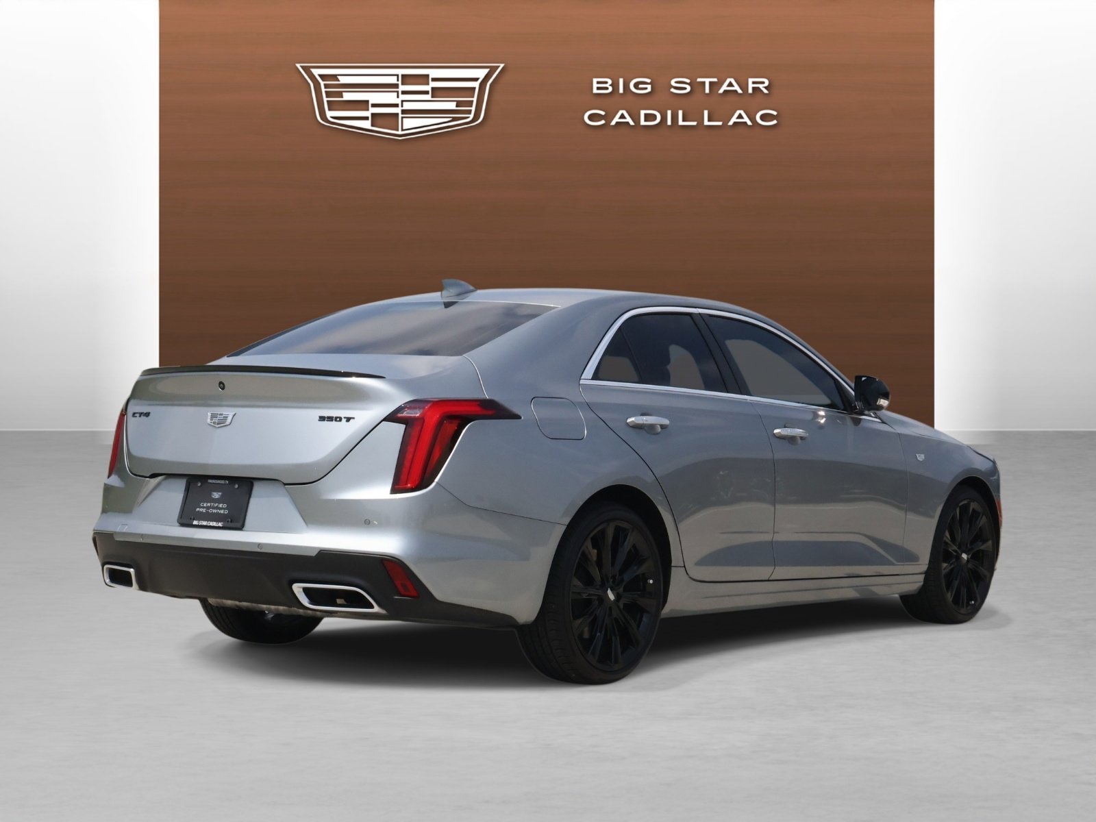 Used 2025 Argent Silver Metallic Cadillac Luxury image 4
