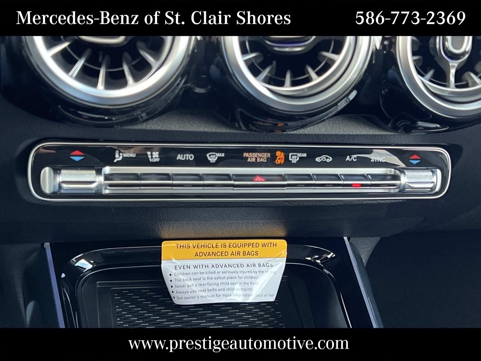Used 2026 Black Mercedes-Benz GLB 250 image 29