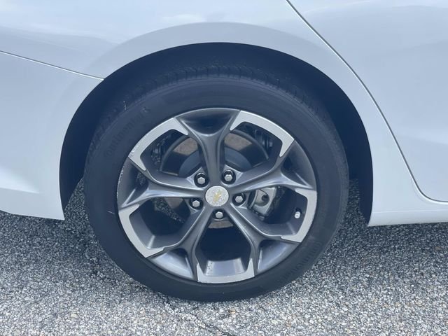 Used 2023 White Chevrolet LT image 7