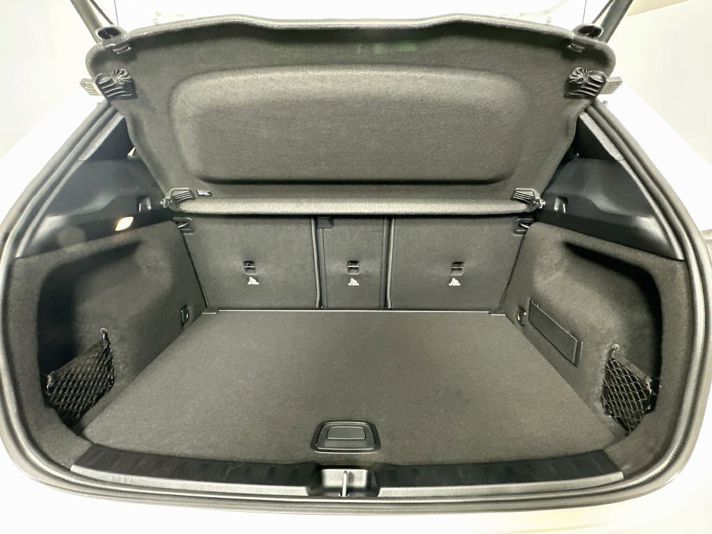 New 2026 Polar White Mercedes-Benz GLA 250 image 55