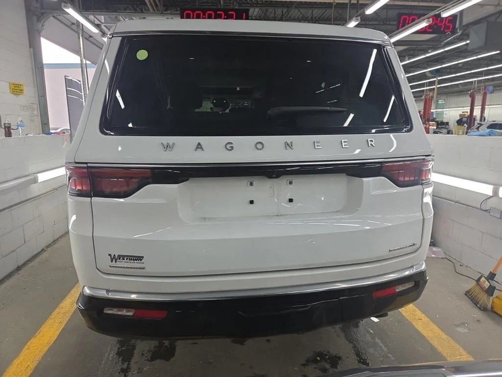 Used 2023 White Jeep Series III image 5