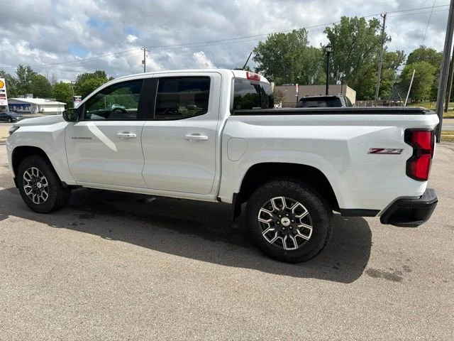 2023 Chevrolet Colorado Z71 - Photo 5