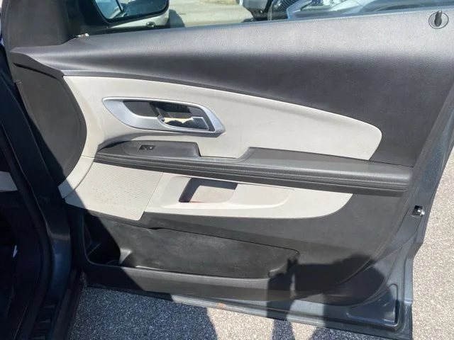 Used 2011 Gray Chevrolet LS image 28