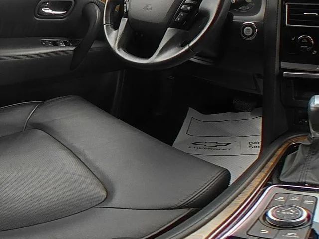 Used 2023 Blue Nissan SL image 38