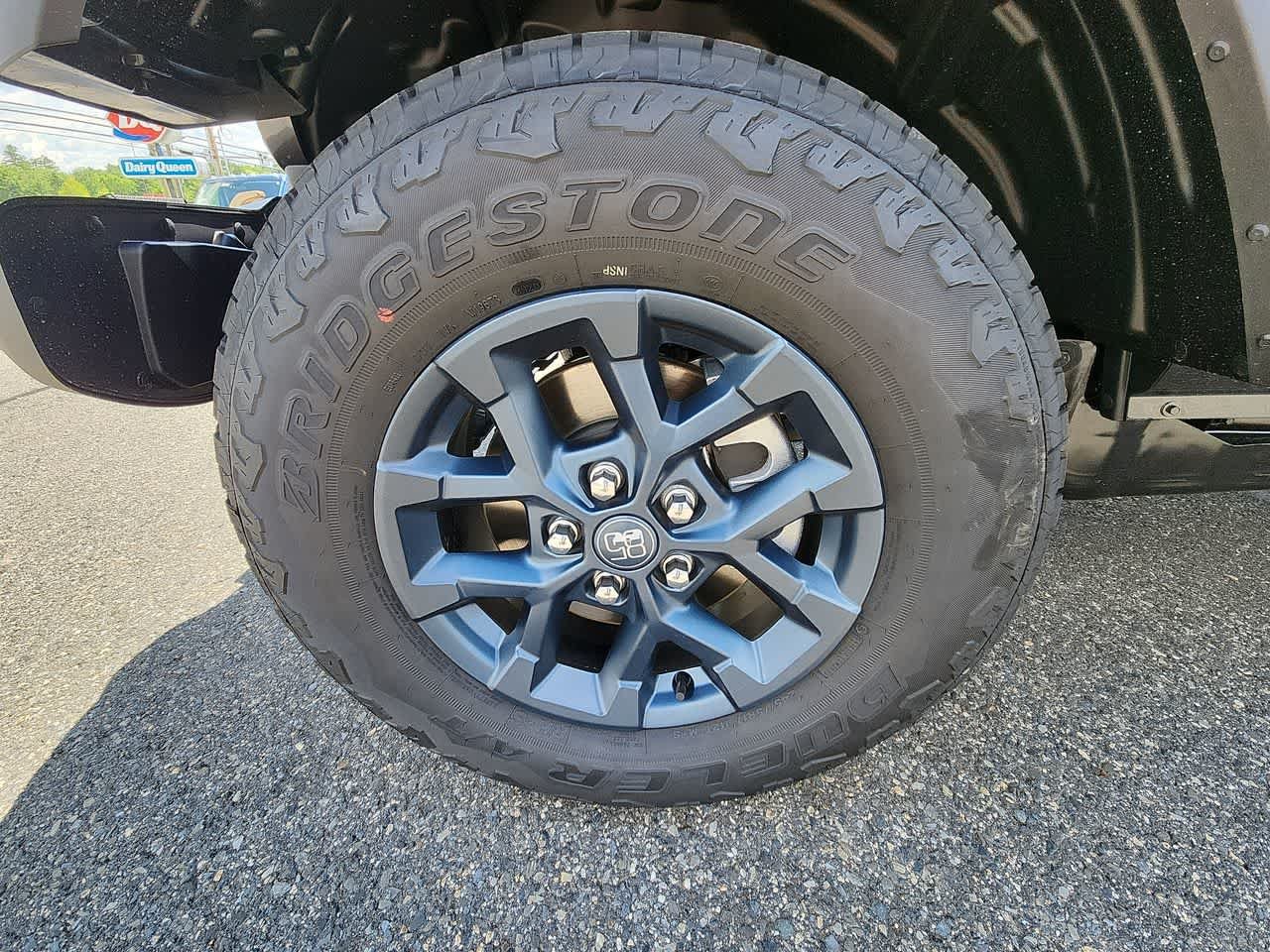 New 2026 Granite Crystal Metallic Clear-Coat Exterior Paint Jeep 85th Anniversary Edition image 10