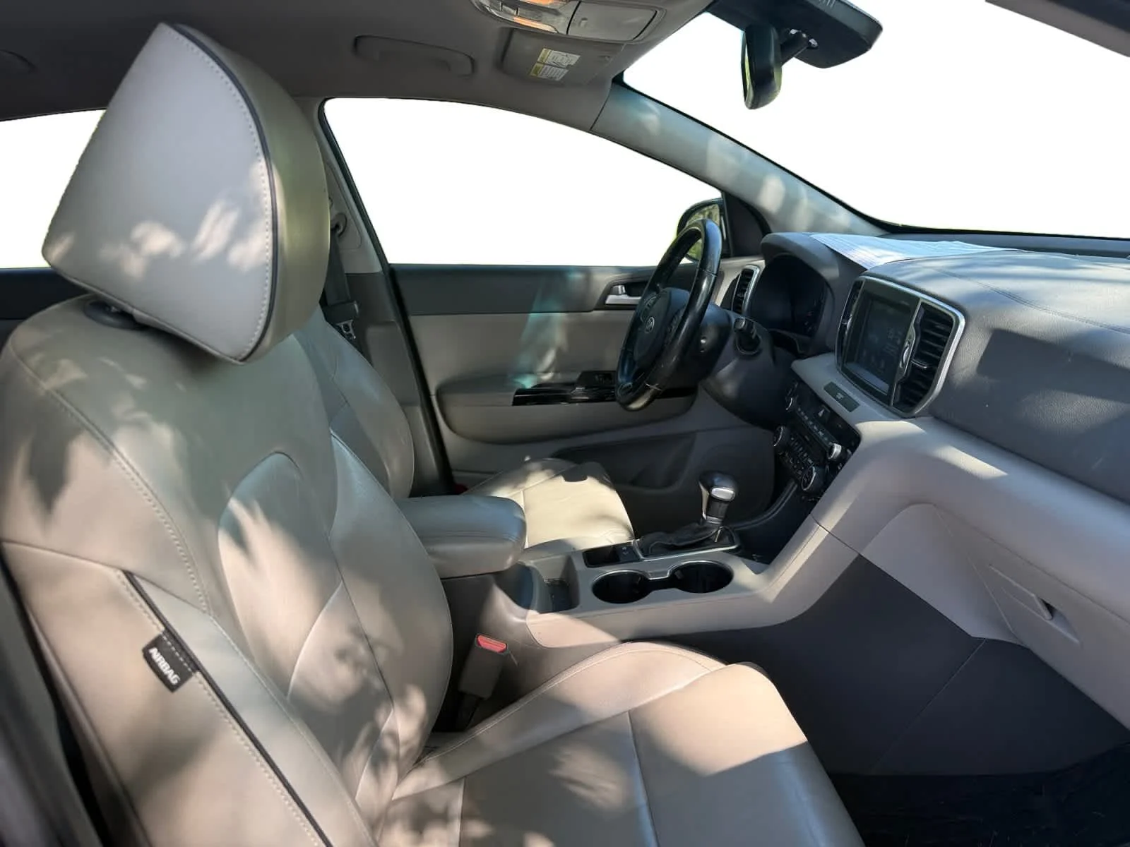 Used 2018 Black Cherry Kia EX image 20