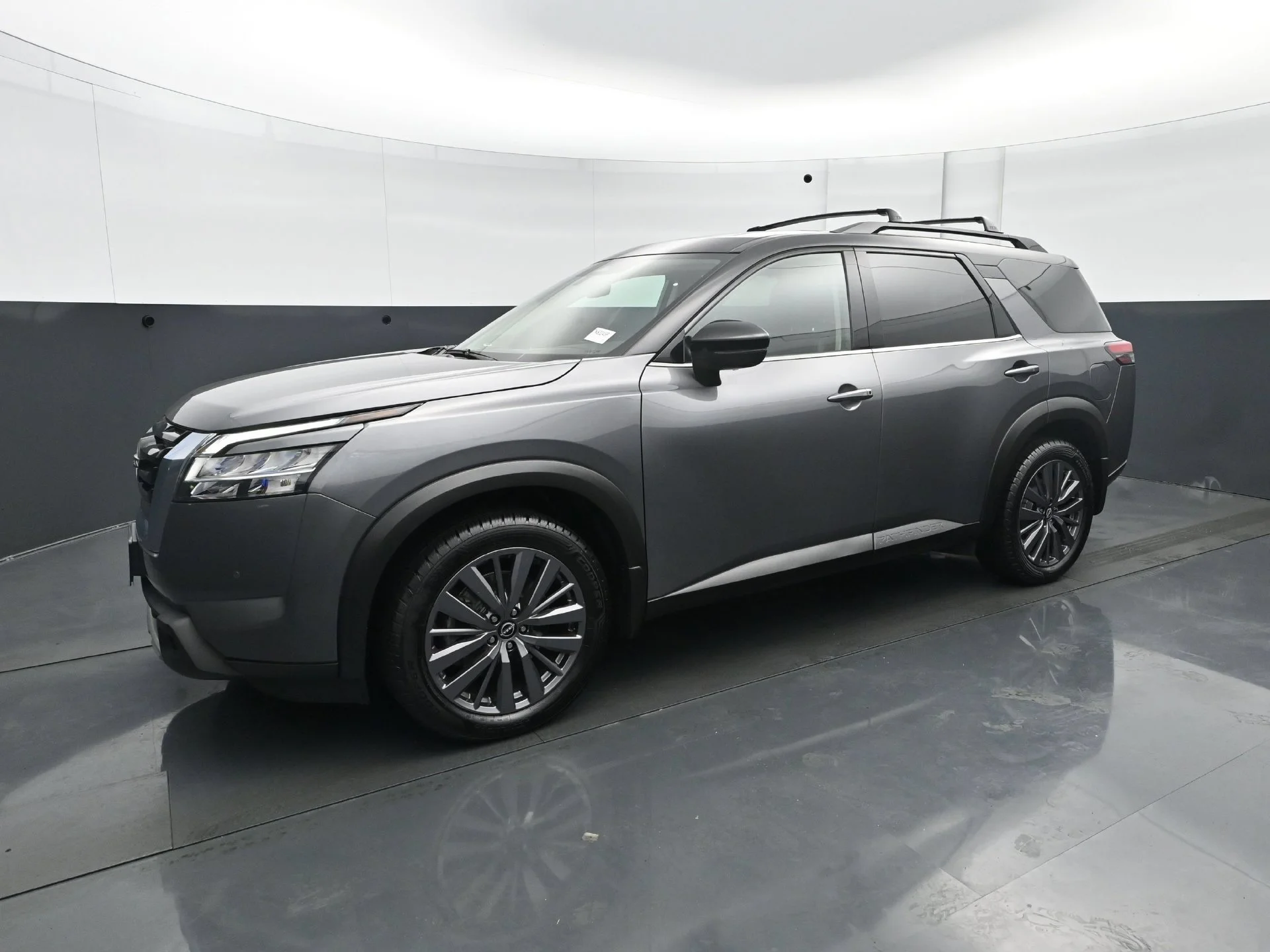 Used 2023 Nissan Pathfinder SL with VIN 5N1DR3CD0PC265772 for sale in Minneapolis, Minnesota