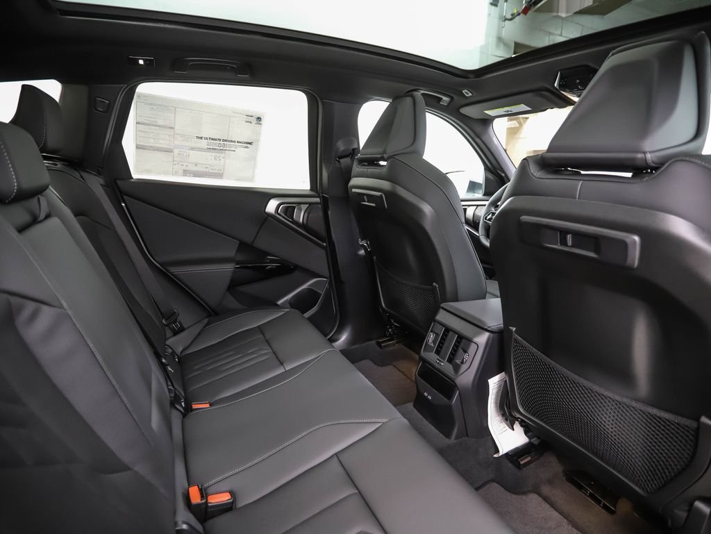 New 2026 Gray Metallic BMW 30 xDrive image 25