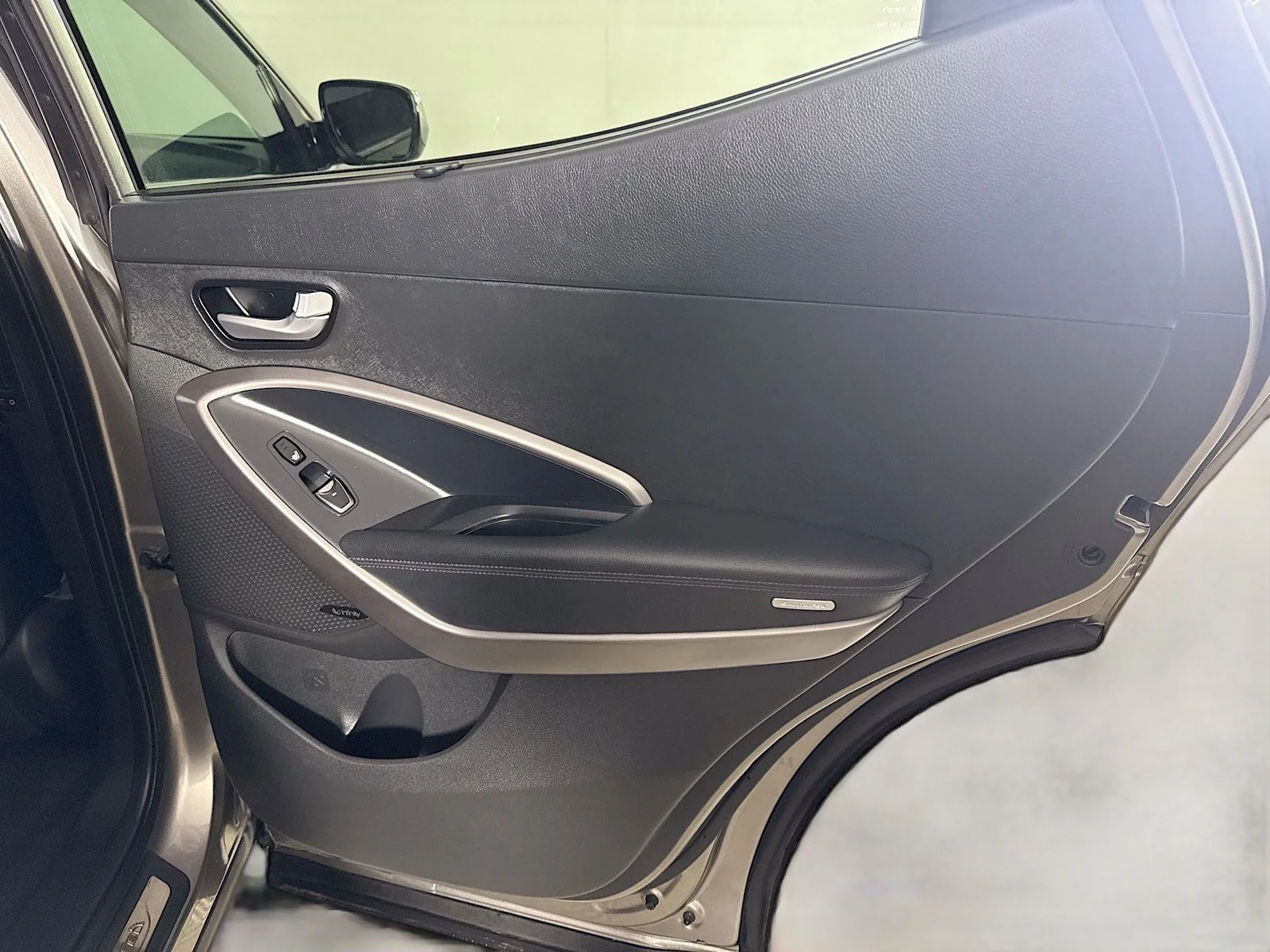 Used 2016 Gray Hyundai 2.0T image 24