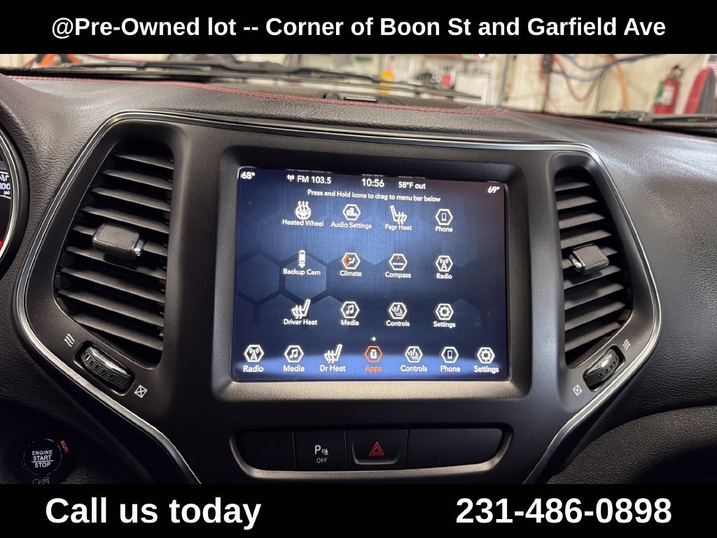 Used 2019 Beige Jeep Trailhawk image 25