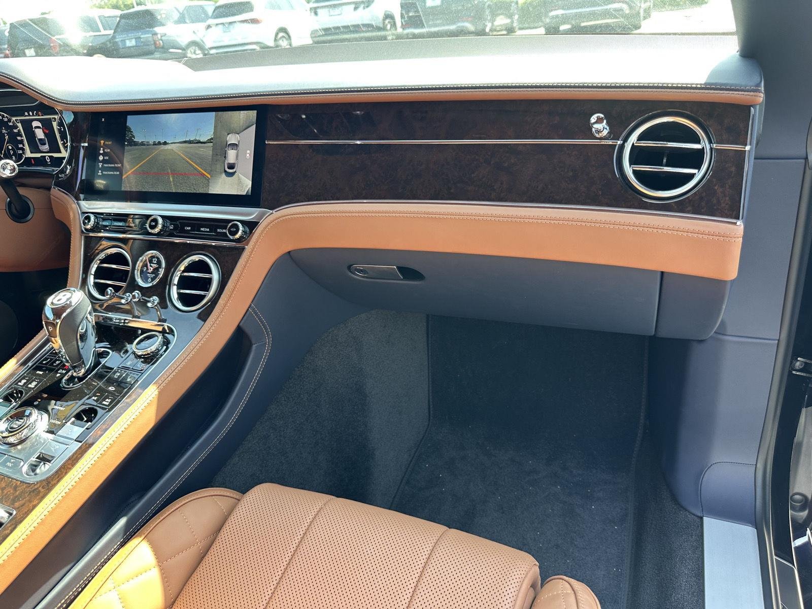Used 2020 Dark Sapphire BENTLEY  image 19
