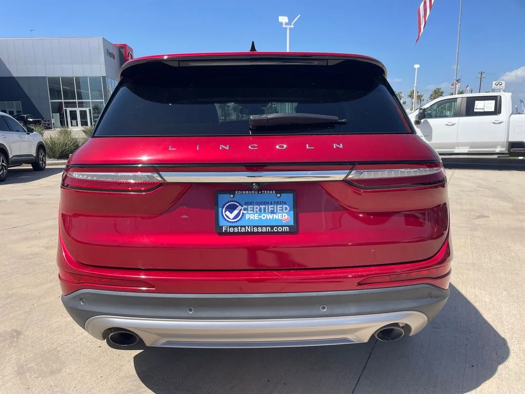 Used 2021 Red Lincoln Standard image 4