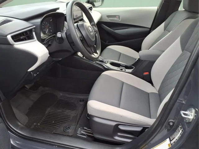 Used 2023  Toyota LE image 14