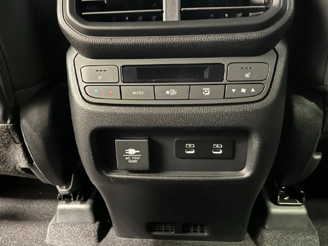 New 2026 Platinum White Pearl Honda AWD Black Edition image 26