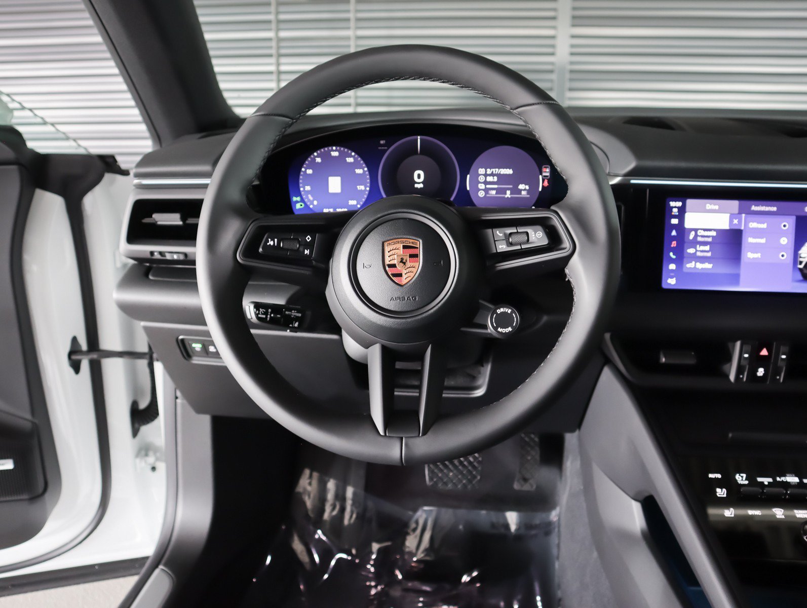 2026 Porsche Macan Base - Photo 13