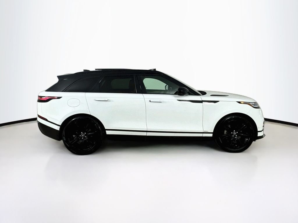 Used 2021 Fuji White Land Rover P250 R-Dynamic S image 8