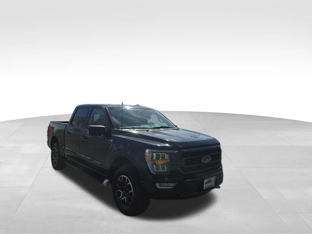 Used 2021 Black Ford  image 1