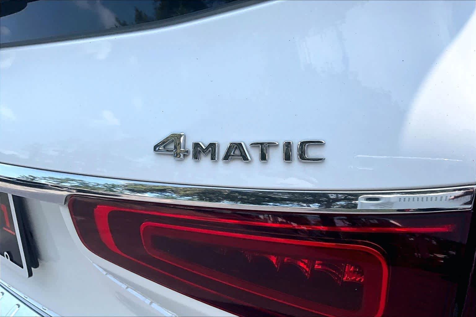 Used 2021 Polar White Mercedes-Benz GLS 450 image 31