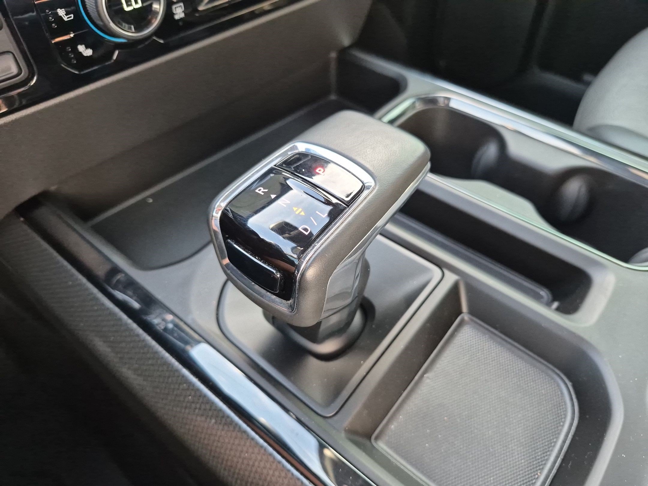 Used 2025 Black Chevrolet ZR2 image 27