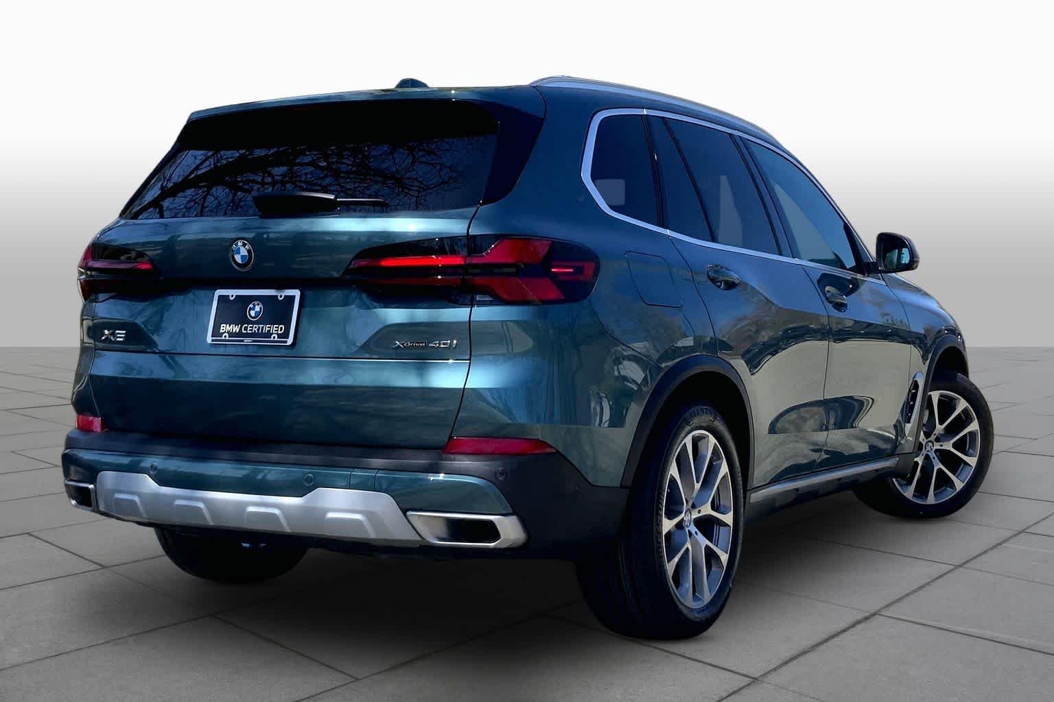 Used 2024 Blue Ridge Mountain Metallic BMW xDrive40i image 12