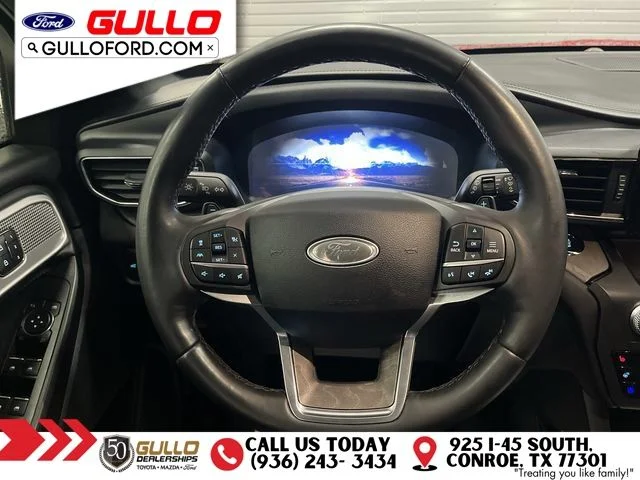 Certified Used 2020 Rapid Red Metallic Tinted Clearcoat Ford Platinum image 12