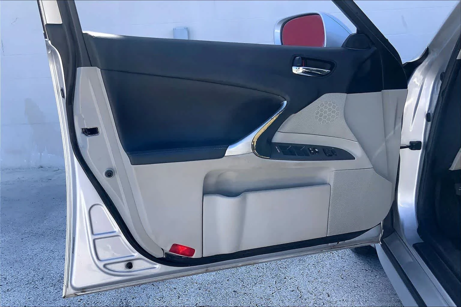 Used 2010 Sil/silver Lexus NA image 26