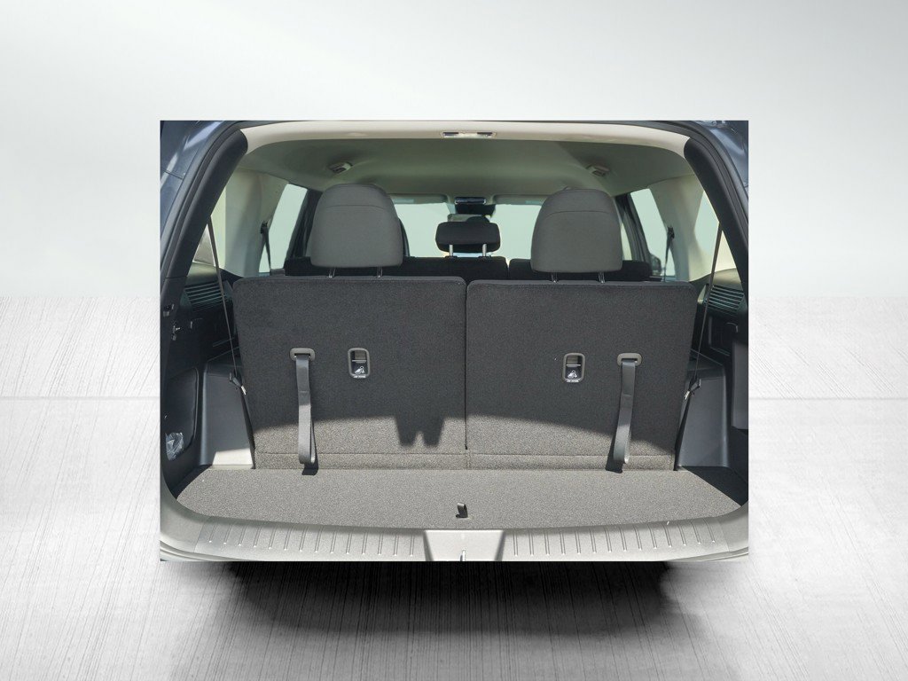 New 2026 Hampton Gray Hyundai SE FWD image 8