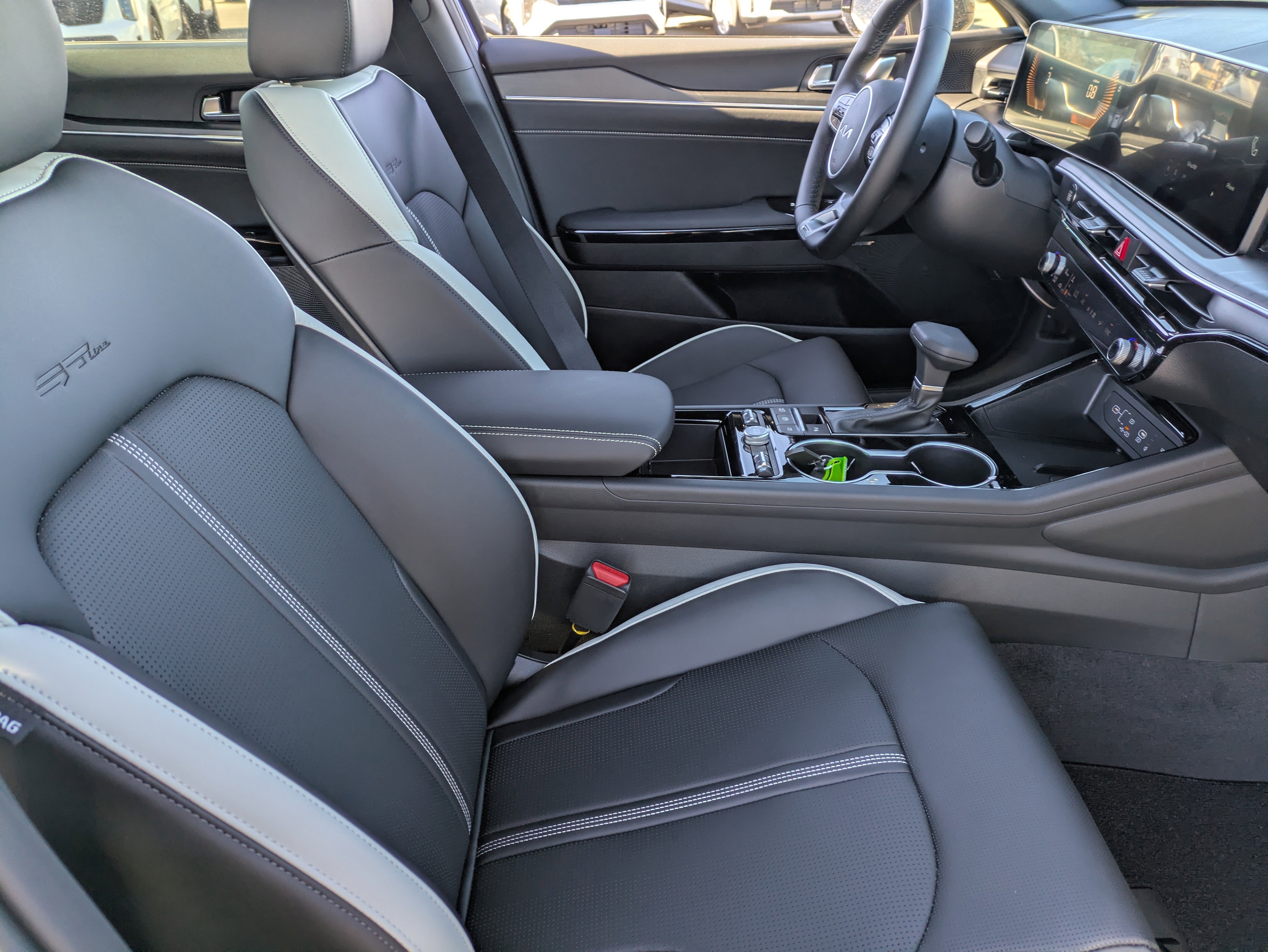 New 2026 Yacht Blue Kia GT-Line AWD image 11