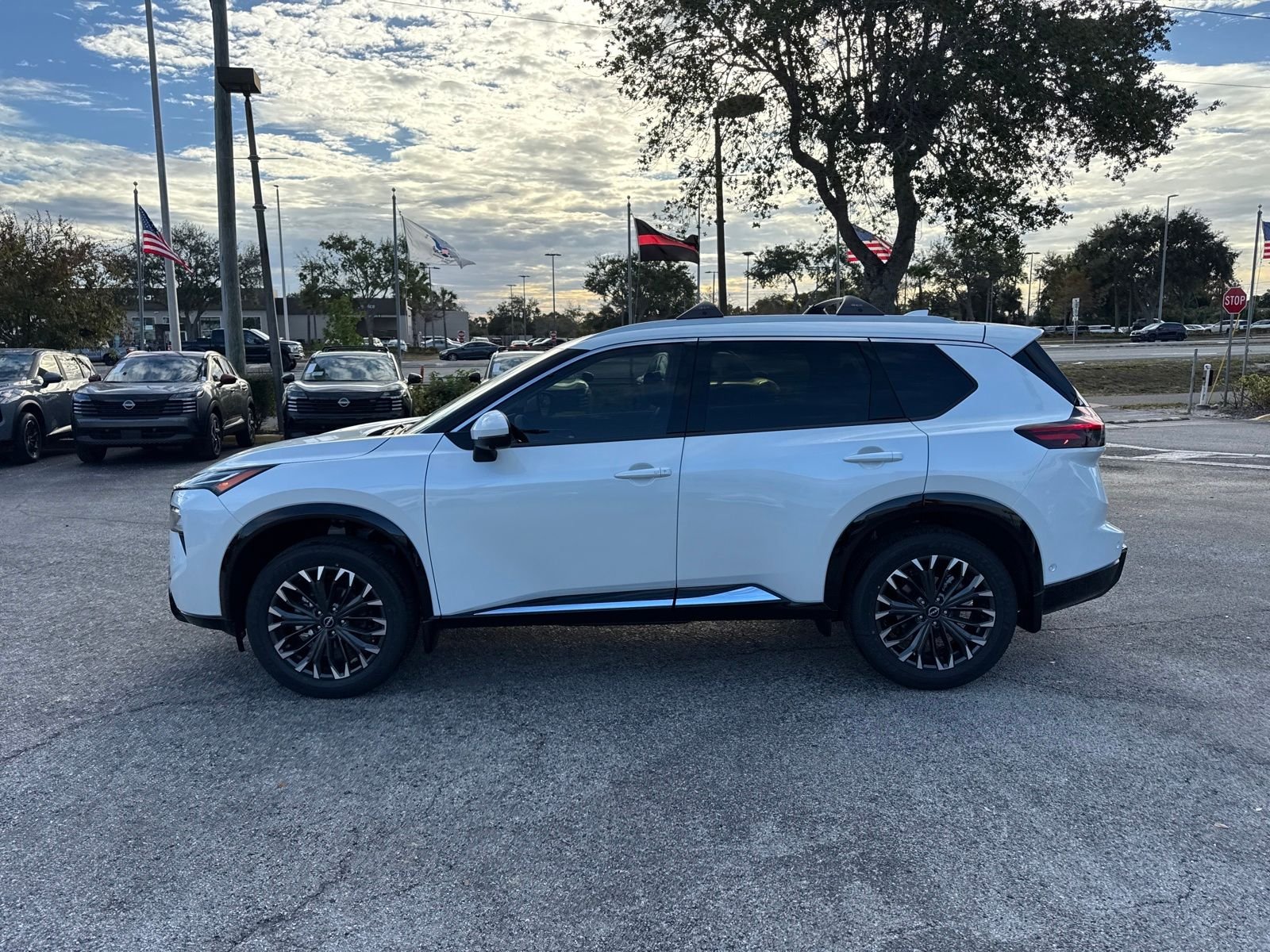 New 2026 Nissan Rogue Platinum 4D Sport Utility