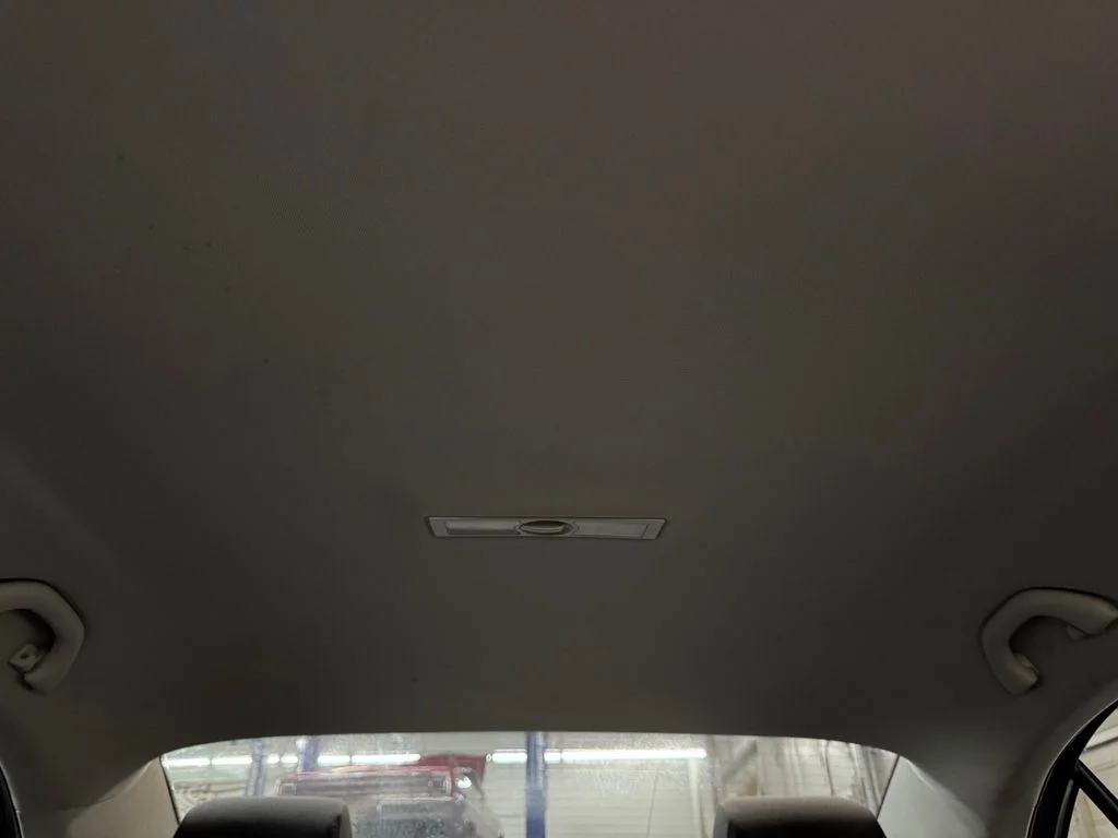 Used 2018 Gray Volkswagen 1.4T S image 23
