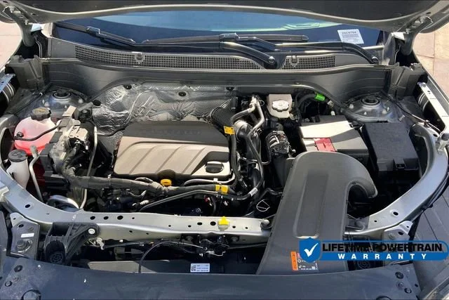 2025 Chevrolet Trax LT - Photo 12