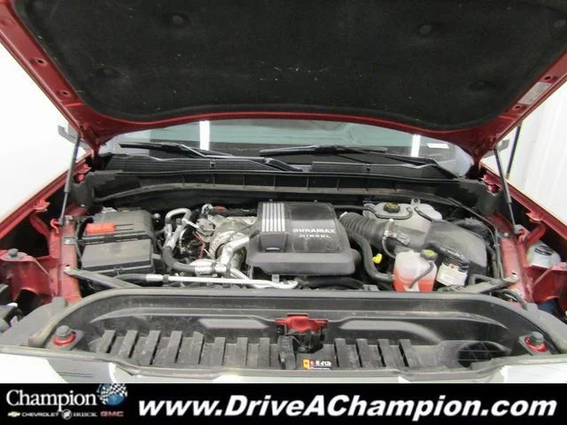 Certified Used 2025 Volcanic Red Tintcoat GMC SLT image 46