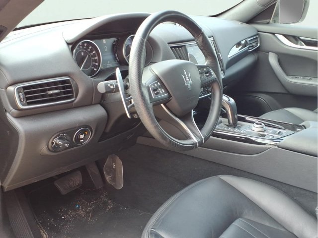 Used 2023 White Maserati Modena image 8