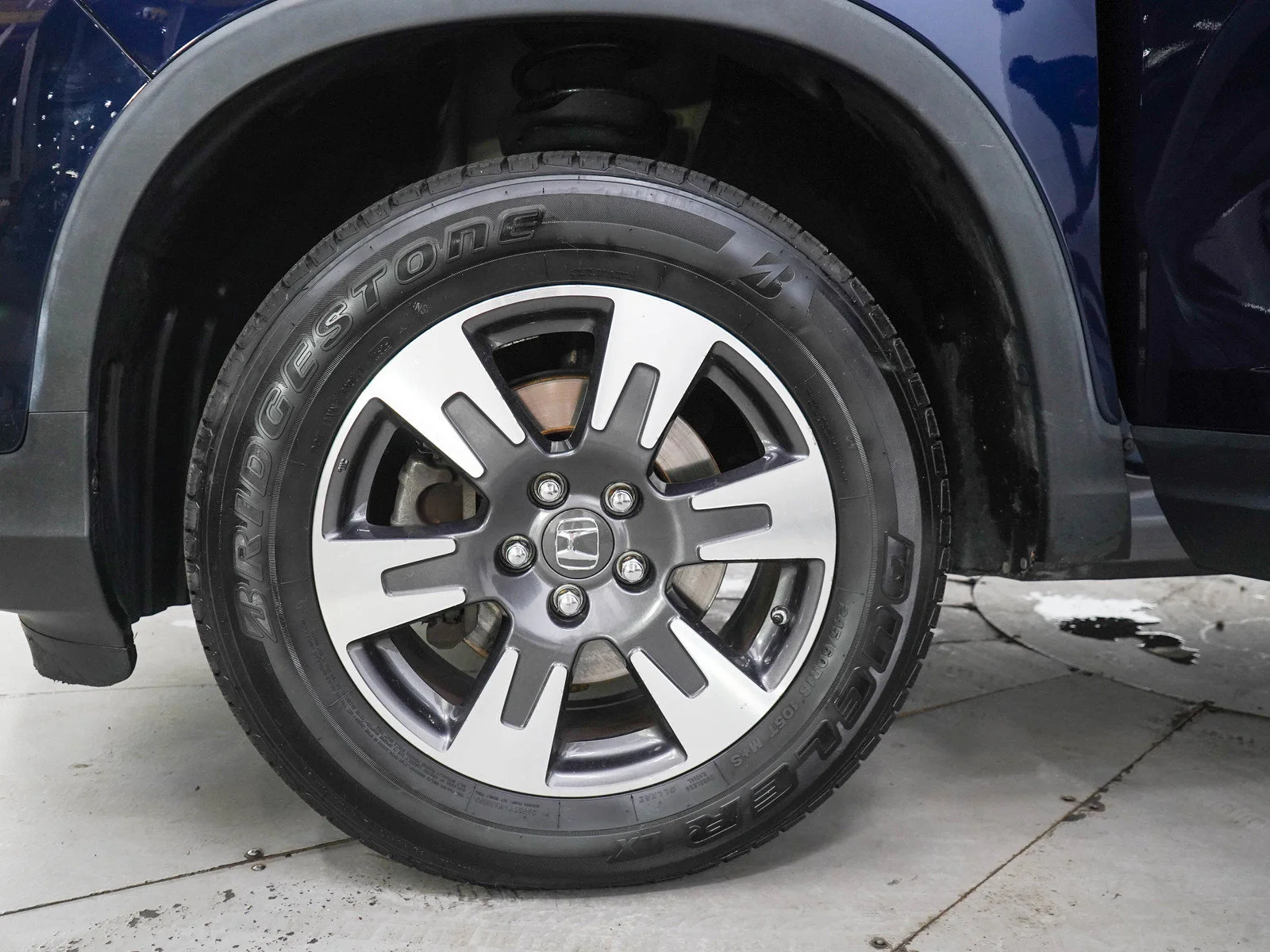 Used 2019  Honda 4D RTL 4WD image 30