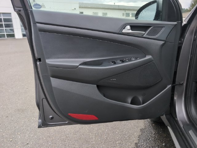 Used 2020 Magnetic Force Metallic Hyundai Limited image 17