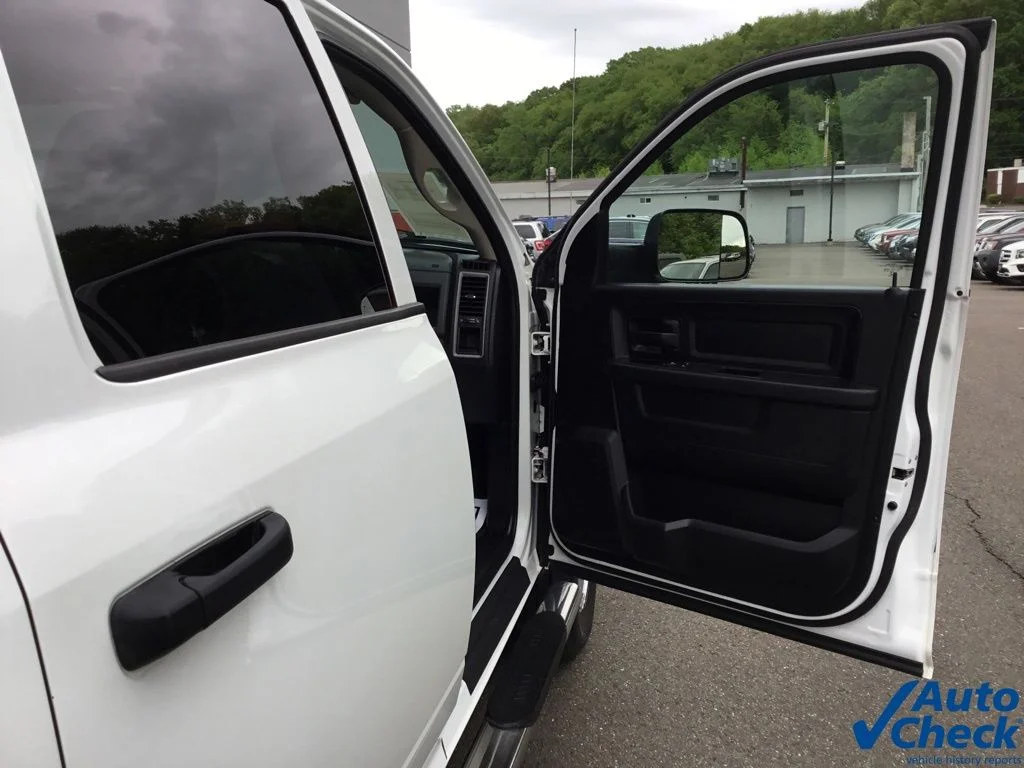 Used 2015 White Ram Tradesman image 44