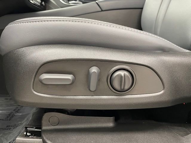 2023 Buick Enclave Essence - Photo 11