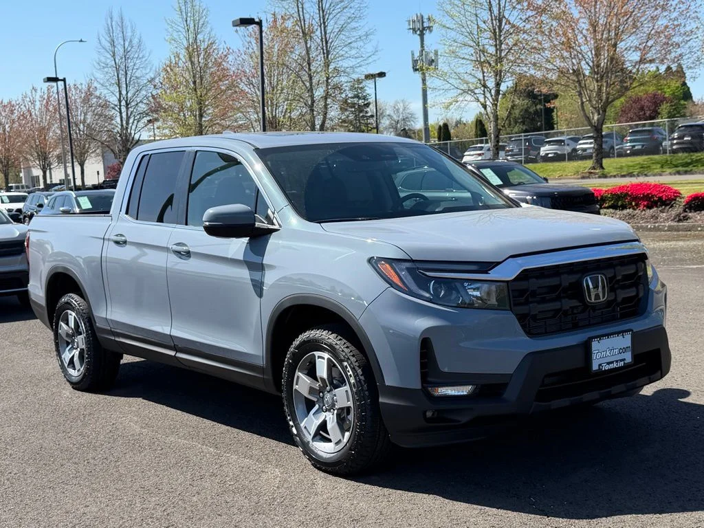 New 2026 Sonic Gray Pearl Honda RTL image 2